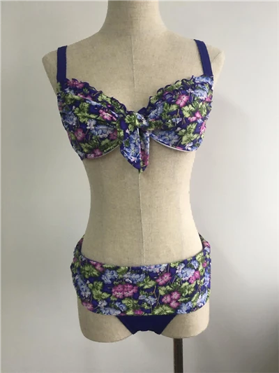 Kukkaprintti Ruffle Bow Etubikinisetti